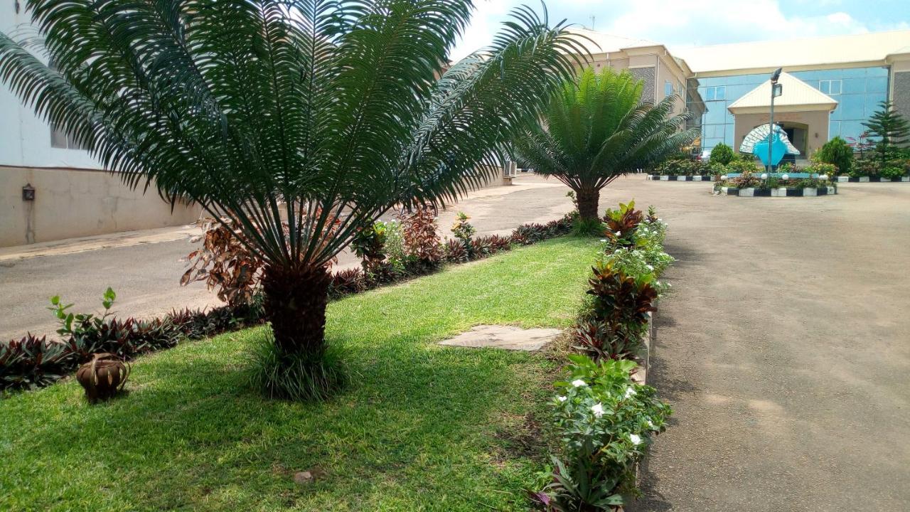 Mataan Hotel And Suites Ibadan Exterior photo